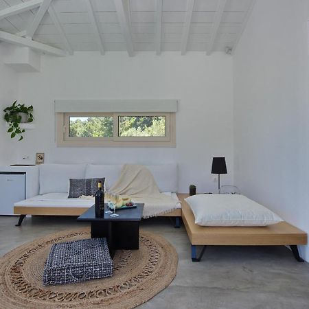 Eleon Suites New Isomata Buitenkant foto