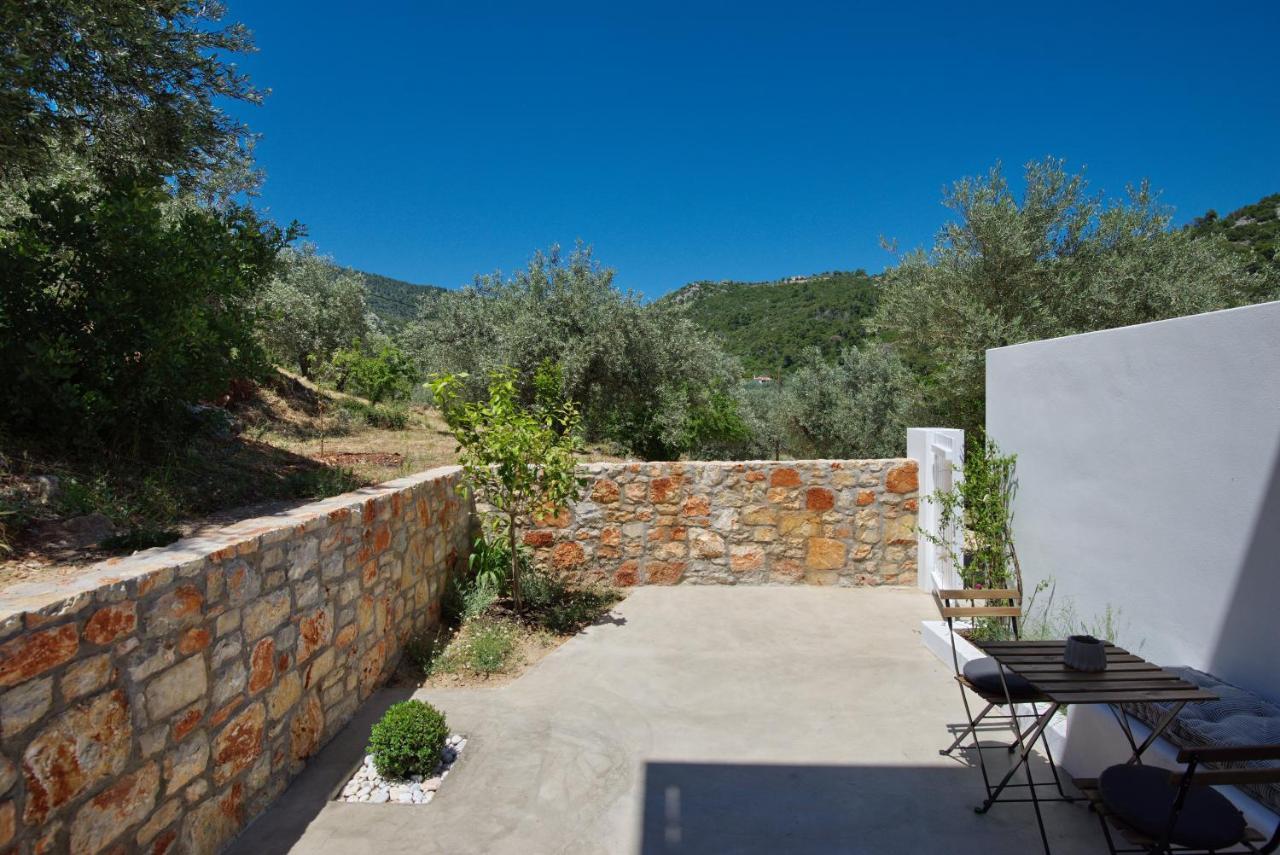 Eleon Suites New Isomata Buitenkant foto