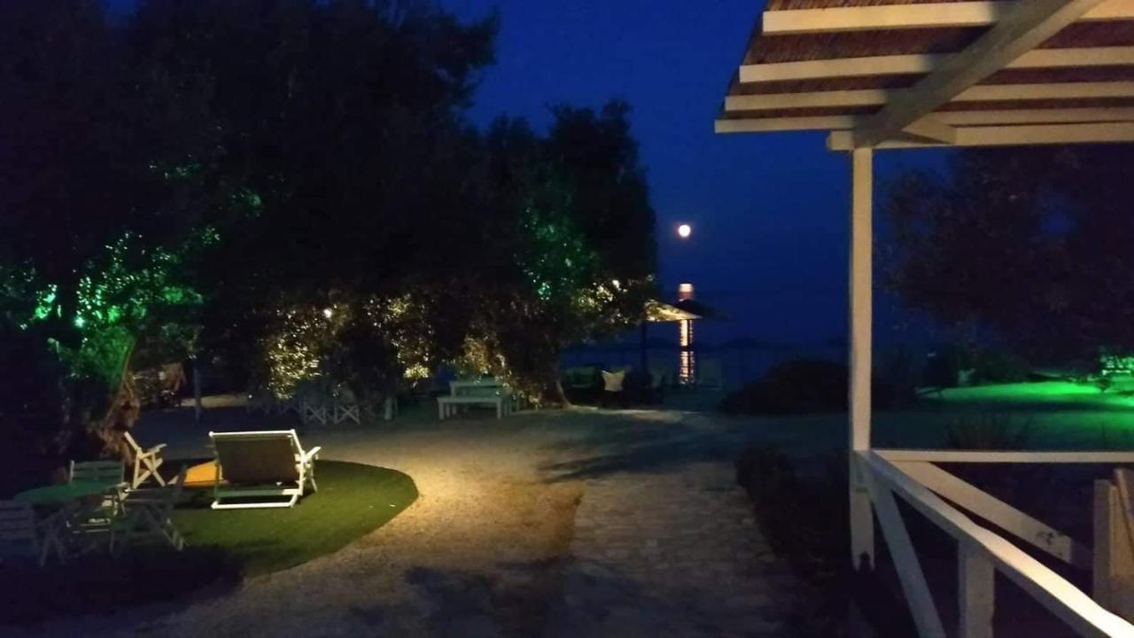 Eleon Suites New Isomata Buitenkant foto